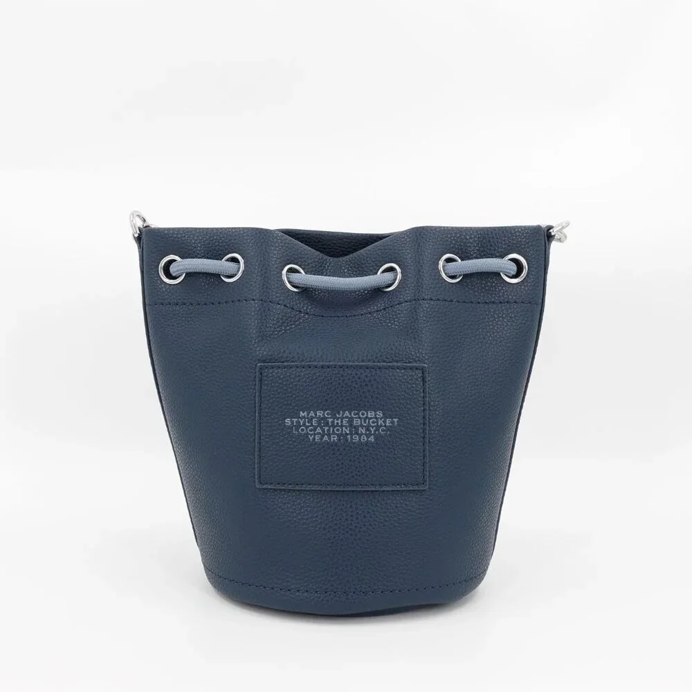 Marc Jacobs Women's The Bucket Leather Bucket Crossbody Bag Blue Sea OS